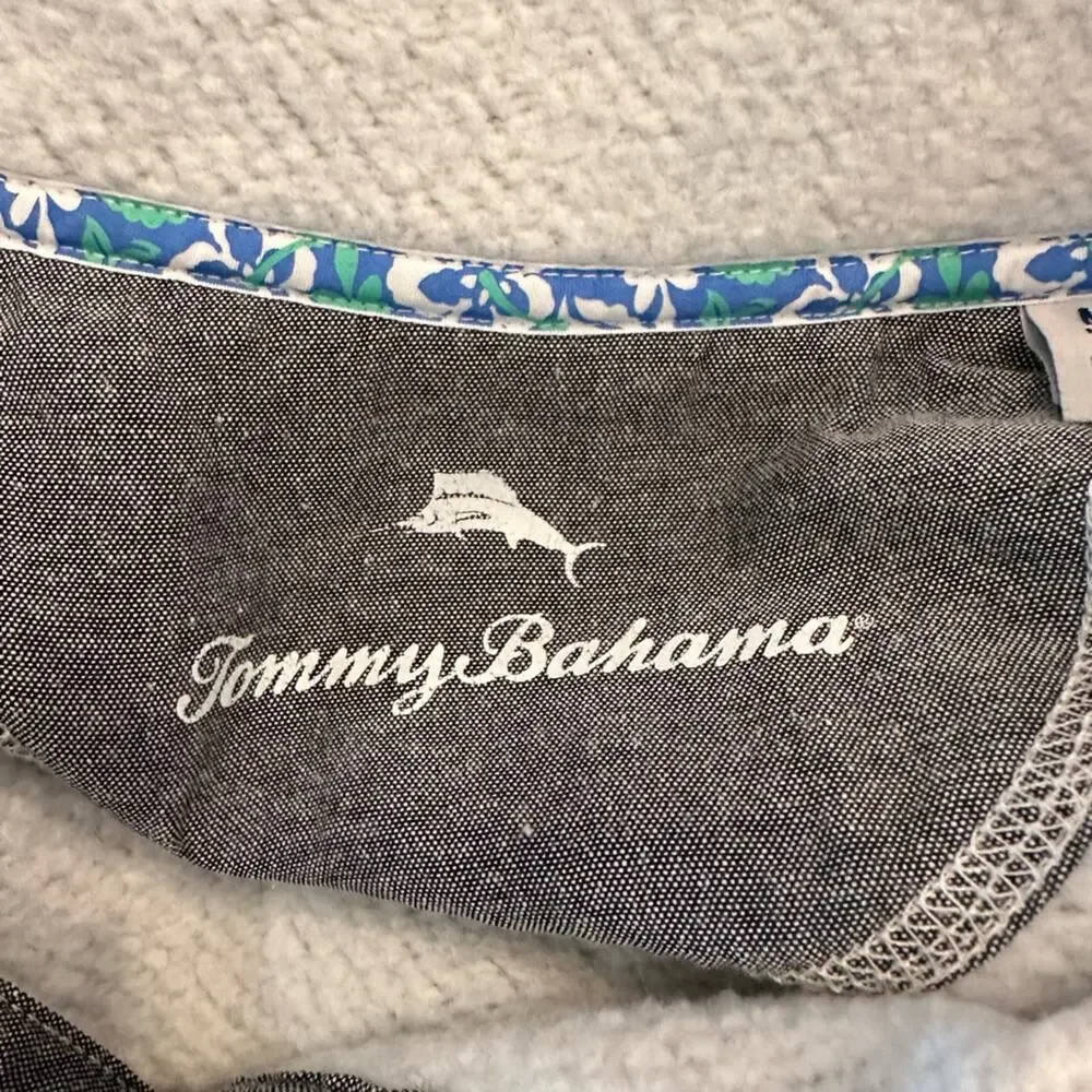 Tommy Bahama step out